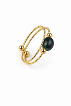 Load image into Gallery viewer, Natural Freshwater Pearl Rings
